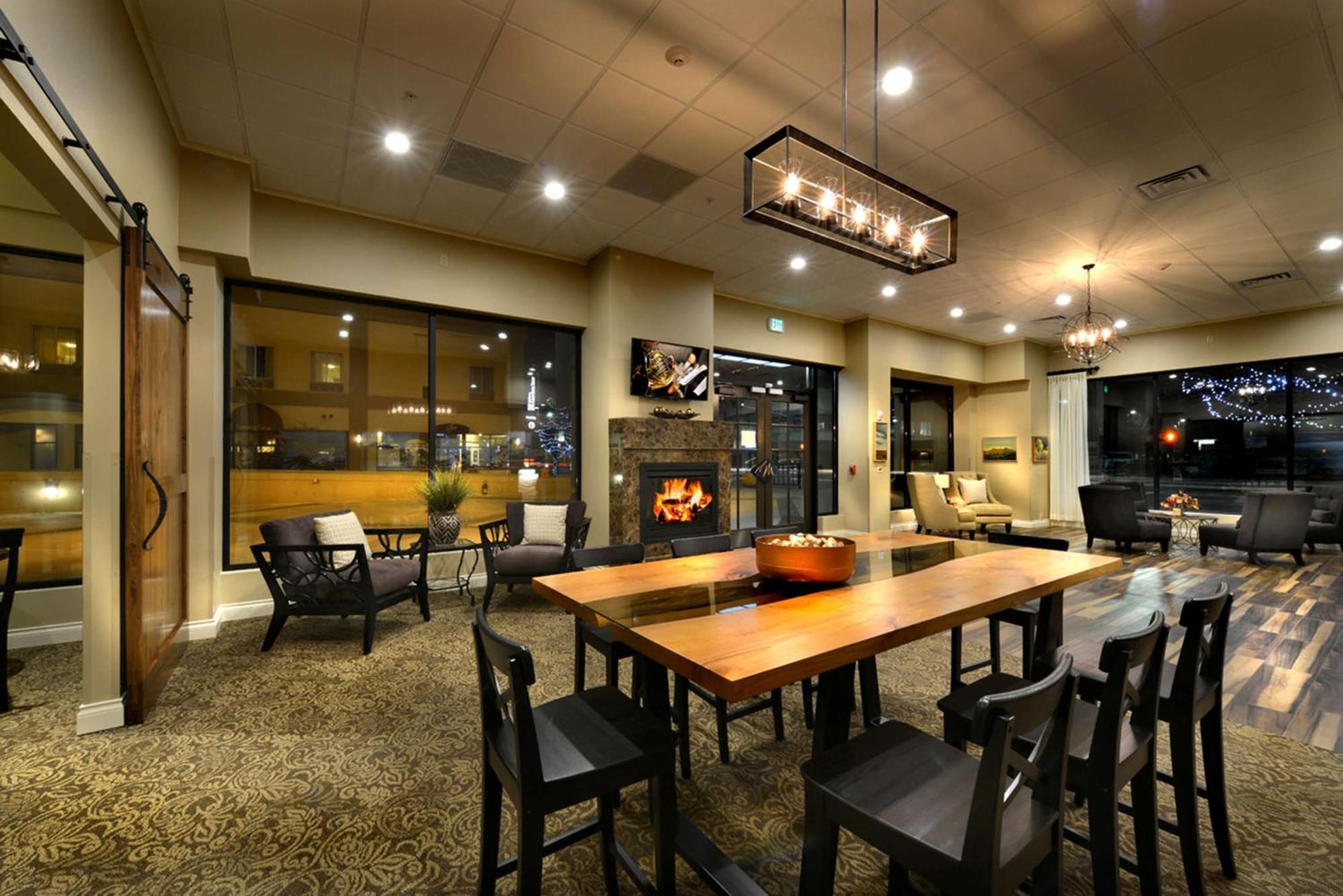 Hotel Maison Yakima Tapestry Collection By Hilton Exterior photo