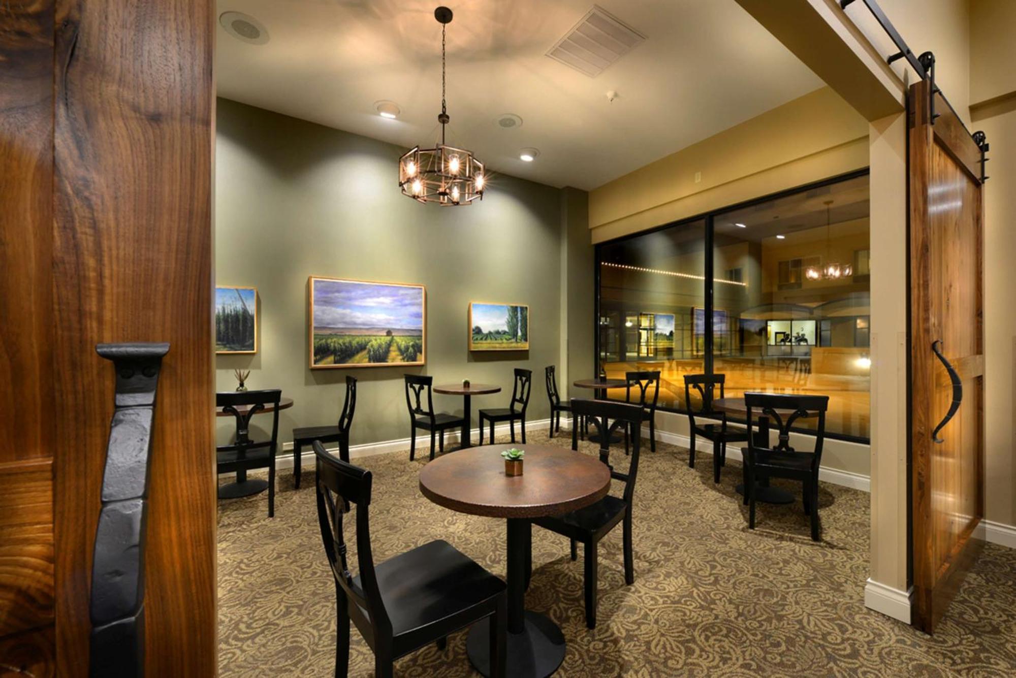 Hotel Maison Yakima Tapestry Collection By Hilton Exterior photo